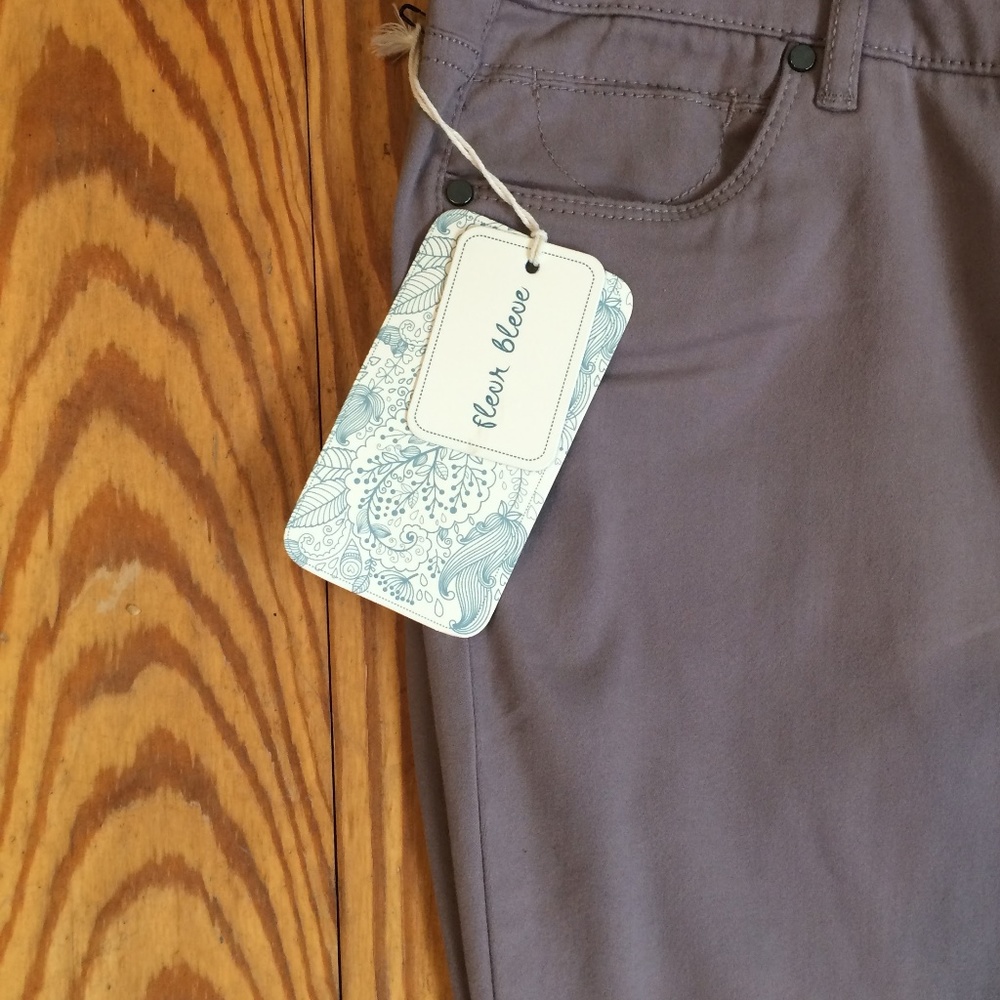 Fleur Bleue grey pants.